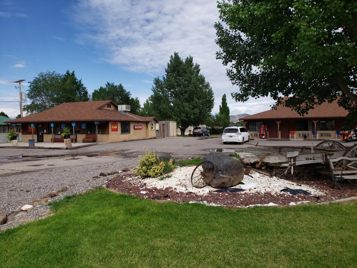 Circleville Butch Cassidy'S Hideoutモーテル エクステリア 写真